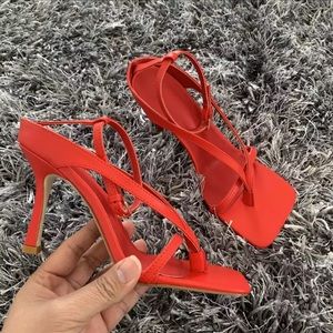 Red Sandals 👡 ♥️🌹